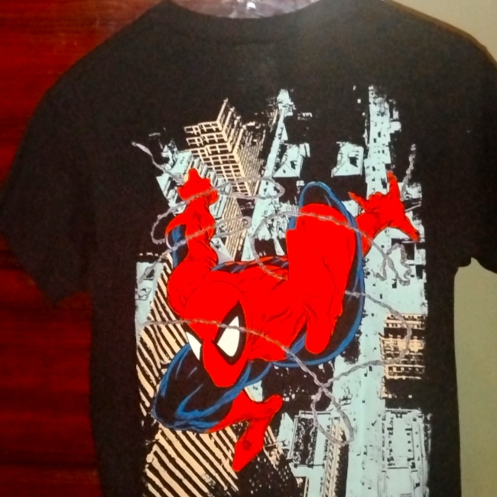 Spider-Man Graphic T-Shirt limited edition Huf